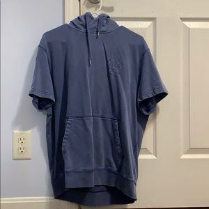 blue american eagle short sleeve sweatshirt